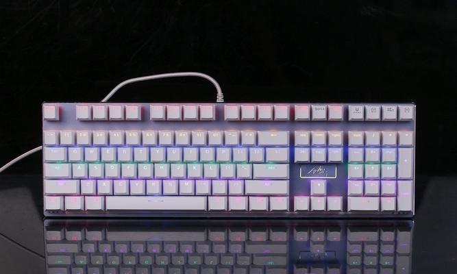 雷柏V760（解锁游戏潜力，让你称霸战场）