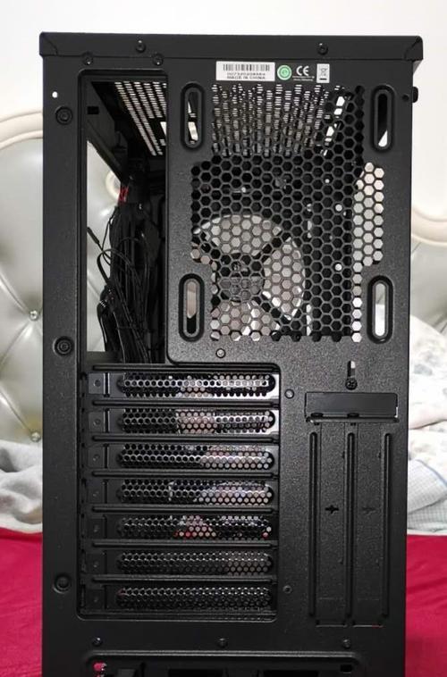 海盗船风扇RGB（探索海盗船风扇RGB的多彩世界，让你的电脑焕发新的活力）