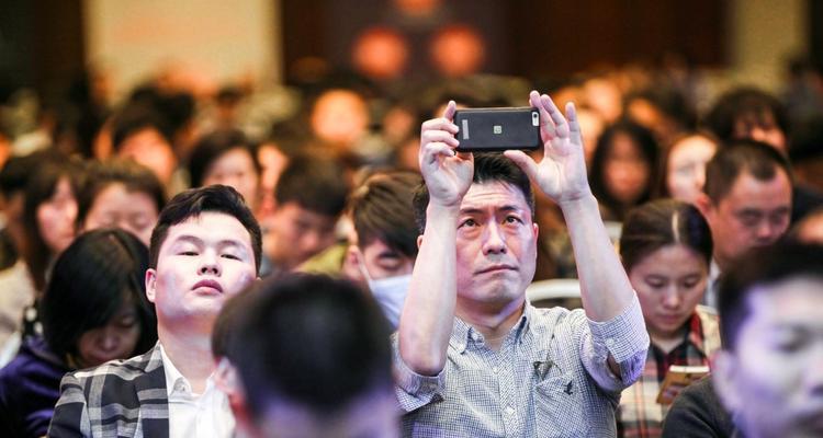 以bat俱乐部为主题的探索与评估（BAT俱乐部的发展历程及其对行业的影响）